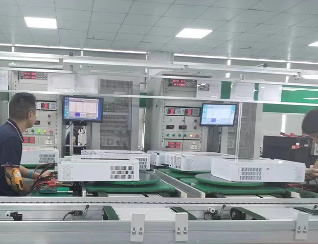 محول خارج الشبكة 10 كيلو وات