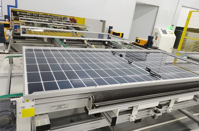 لوحات الطاقة الشمسية