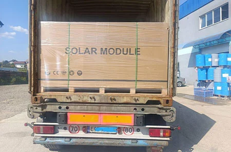 نظام طاقة شمسية داخل الشبكة بقدرة 100 كيلو وات في البوسنة والهرسك