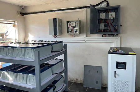 نظام طاقة شمسية خارج الشبكة بقدرة 65 كيلو وات في زيمبابوي