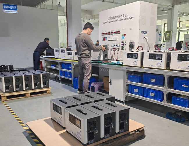 مولدات الطاقة الشمسية