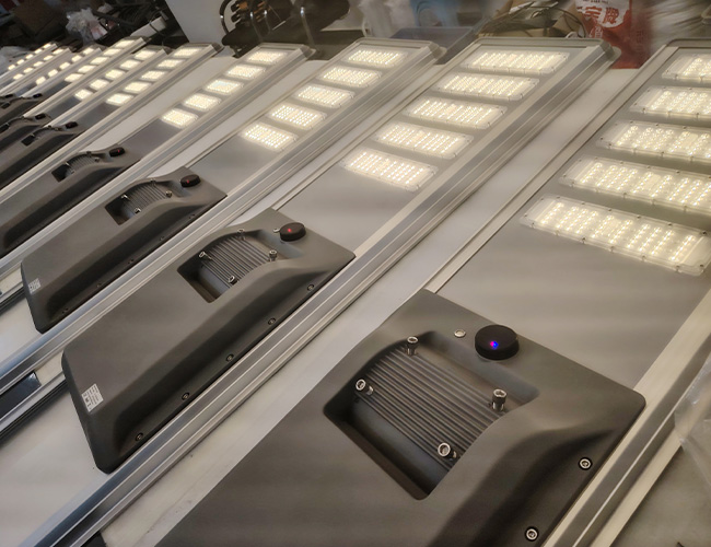 جهاز تحكم عن بعد-جهاز استشعار الحركة يعمل بالطاقة الشمسية مع الميكروويف